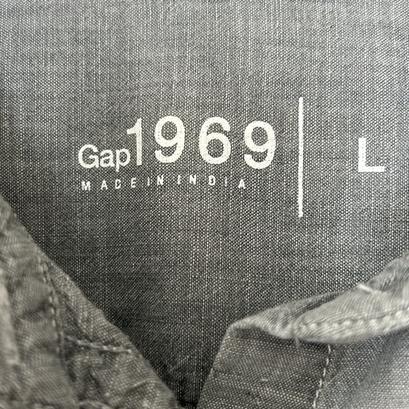 GAP Gray Cotton Workshirt/Blouse w Button Flap Pockets, Princess Seams - Picture 4 of 11